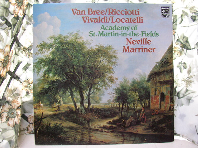 LP%20cover%20pictures%20036