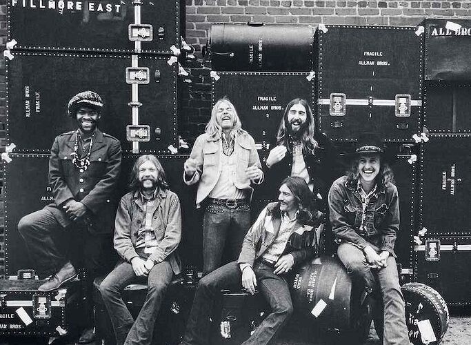 The-Allman-Brothers-Band-Live-At-Fillmore-East-820x600