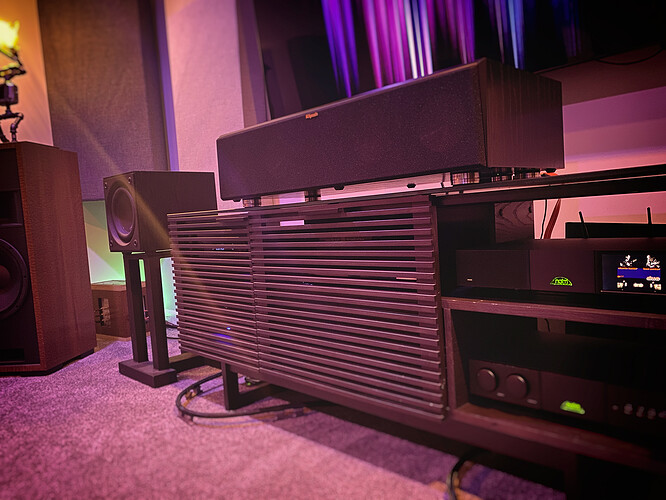 full-naim-rivals-right-side-small