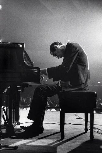 2a412203cb275592fa0f42024a7982bc