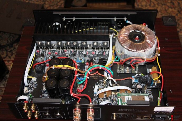 2213149-859fbb5b-hegel-h160-integrated-amp-with-dac