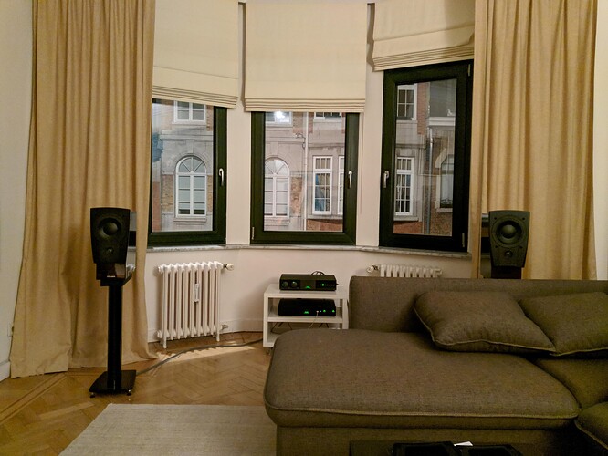 naim_side