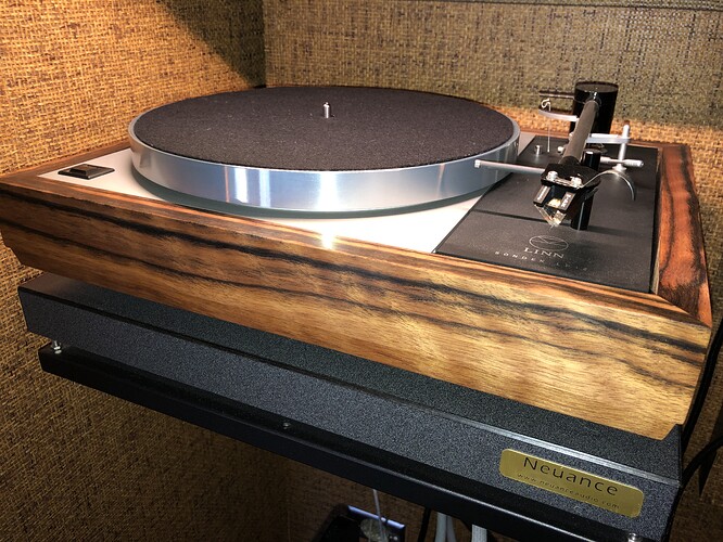 5FF8B5AA-E7D7-44E2-9074-9609C1AE0901