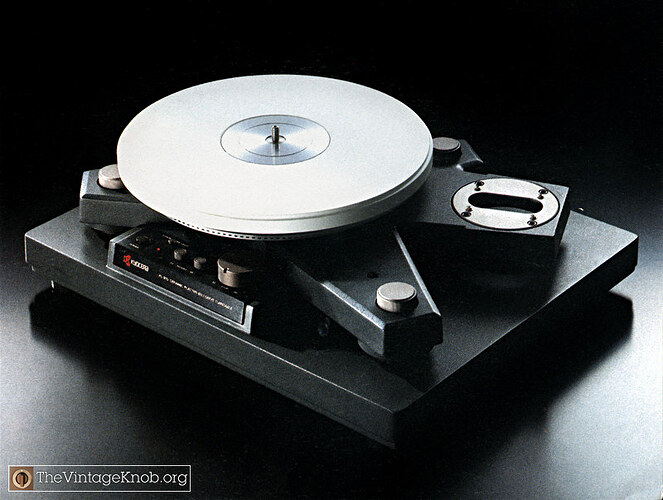 Kyocera%20PL-910%20Turntable