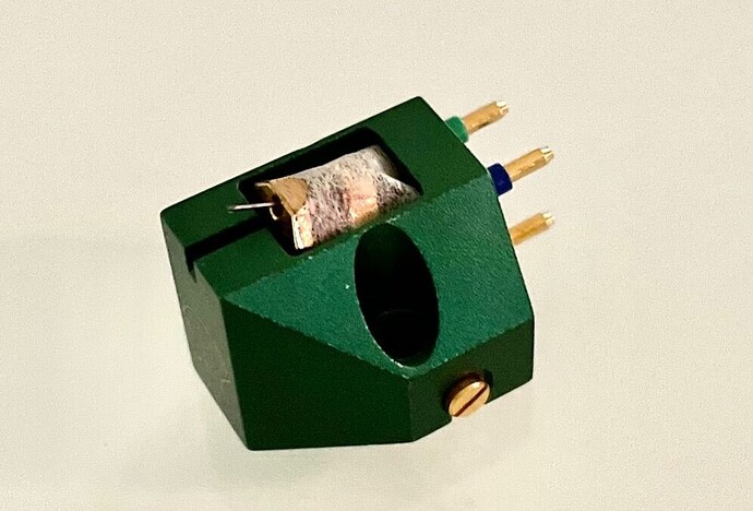 3441920-2e89a434-lyra-lydian-beta-mc-moving-coil-phono-stereo-cartridge