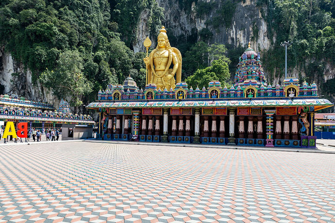 Batu Cave front 2