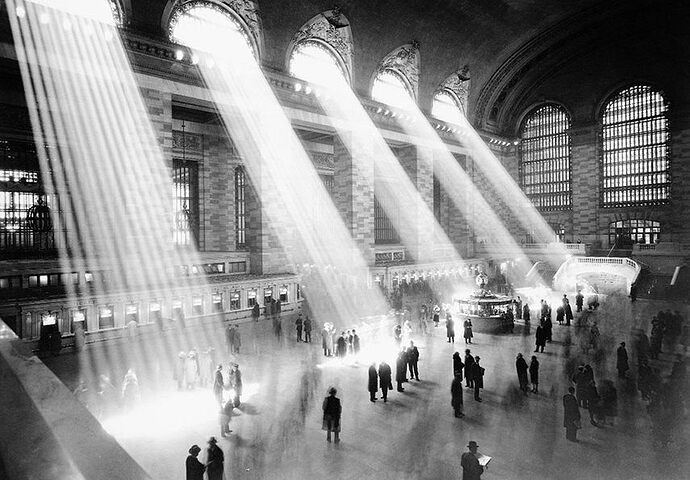 alfred-stieglitz-grand-central-terminal-1929-image-via-pinterestcom