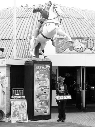 18246893163_ecb52da54c_o