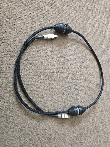 16318