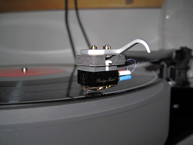 20100118_F_Cartridge_Man_Isolator_Michell_TecnoArm_0001