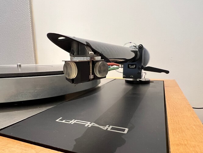 DENON DL-103R with 3M Silicone Bumper-Feet Dampening