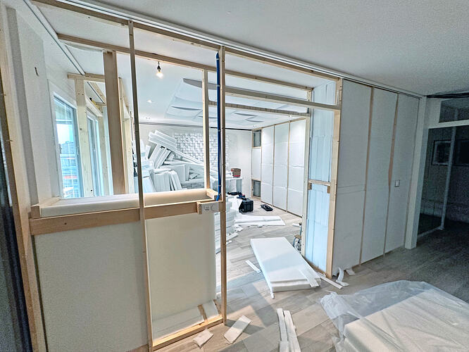 24_Listening_Room