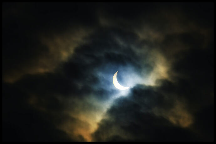 Partial and cloudy(!) Eclipse