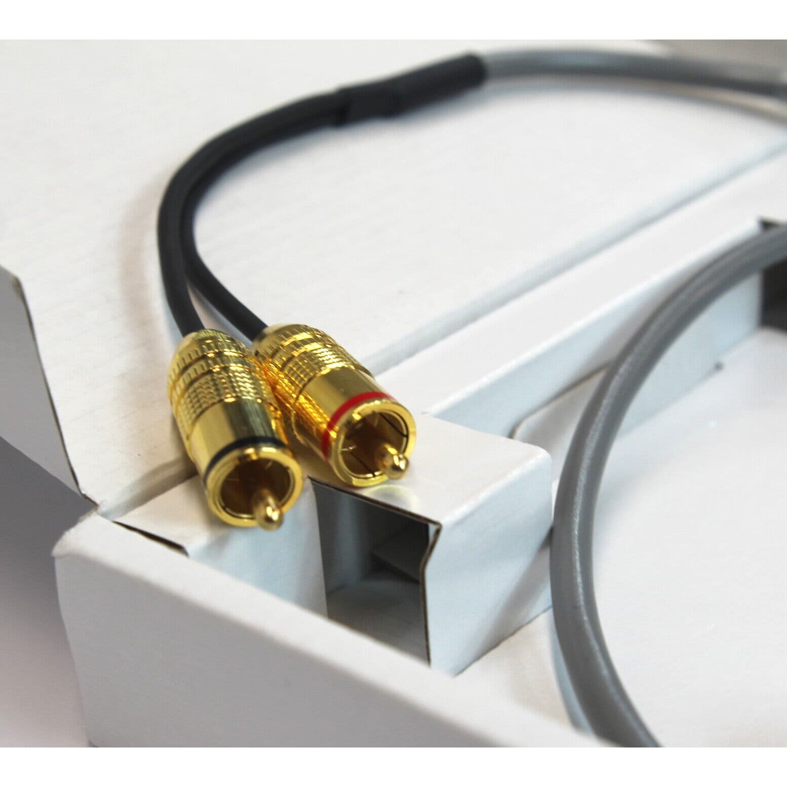 5 Pn DN Female Socket to 2 x RCA Phono Plugs Cable Lead B+O B&O QUAD 5 Pn DN Female Socket to 2 x RCA Phono Plugs Cable Lead B+O B&O QUAD